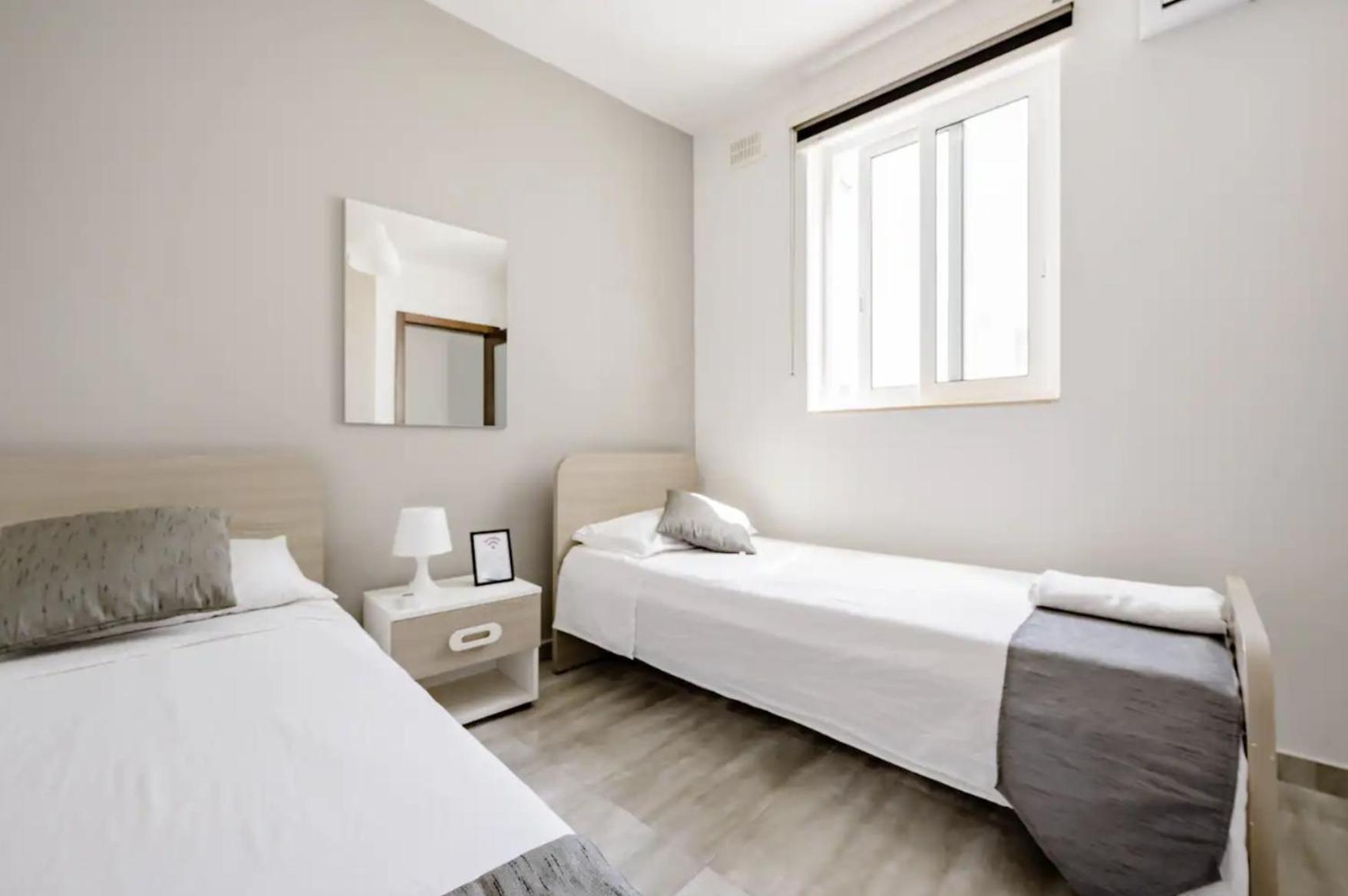 F12 Room 2, Private Room Two Single Beds Privated Bathroom In Shared Flat Msida Extérieur photo