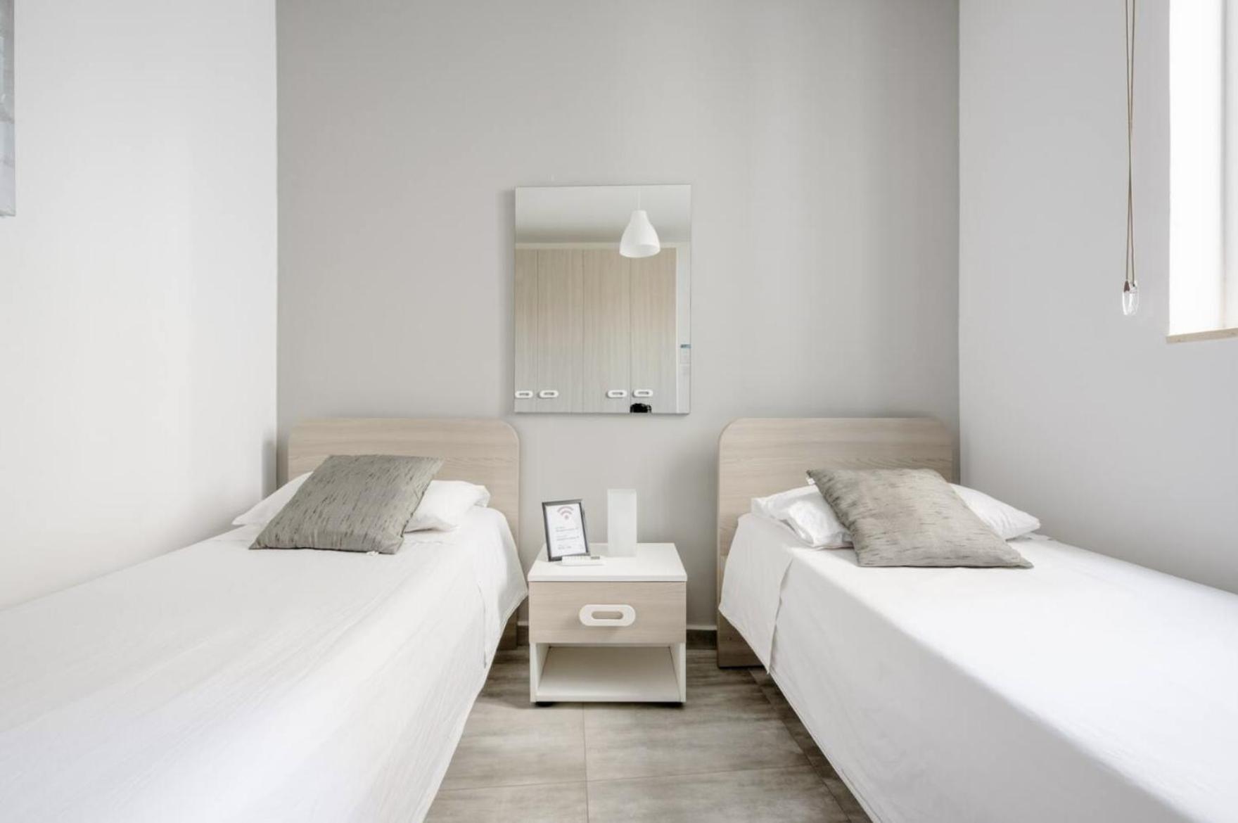 F12 Room 2, Private Room Two Single Beds Privated Bathroom In Shared Flat Msida Extérieur photo